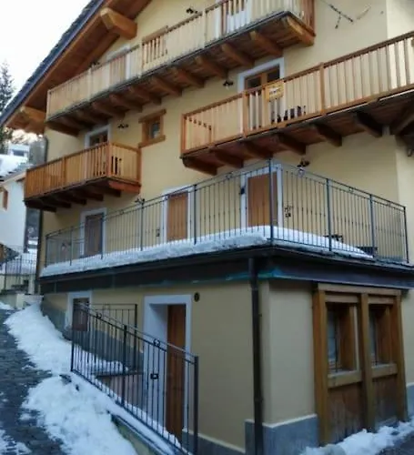 Apartman New****alpe Veille: Chalet Centro 2 Bagni E Garage Privato La Thuile